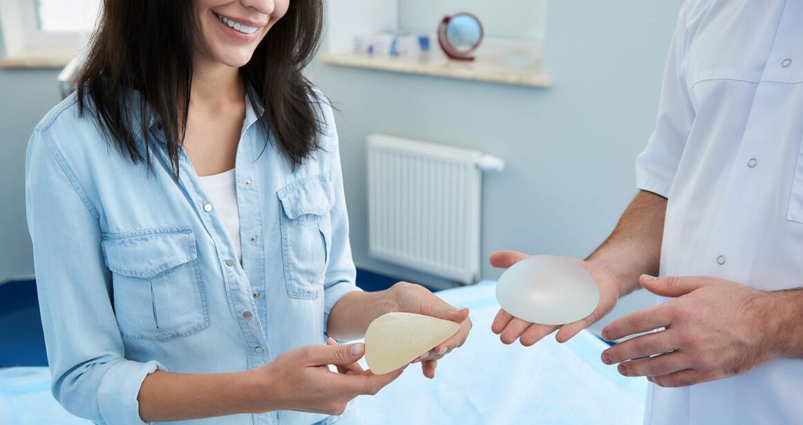 Escolhendo implantes antes da mamoplastia de aumento de mama